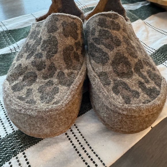 Taos Leopard Print Mules - Brown and Gray - Picture 3 of 6